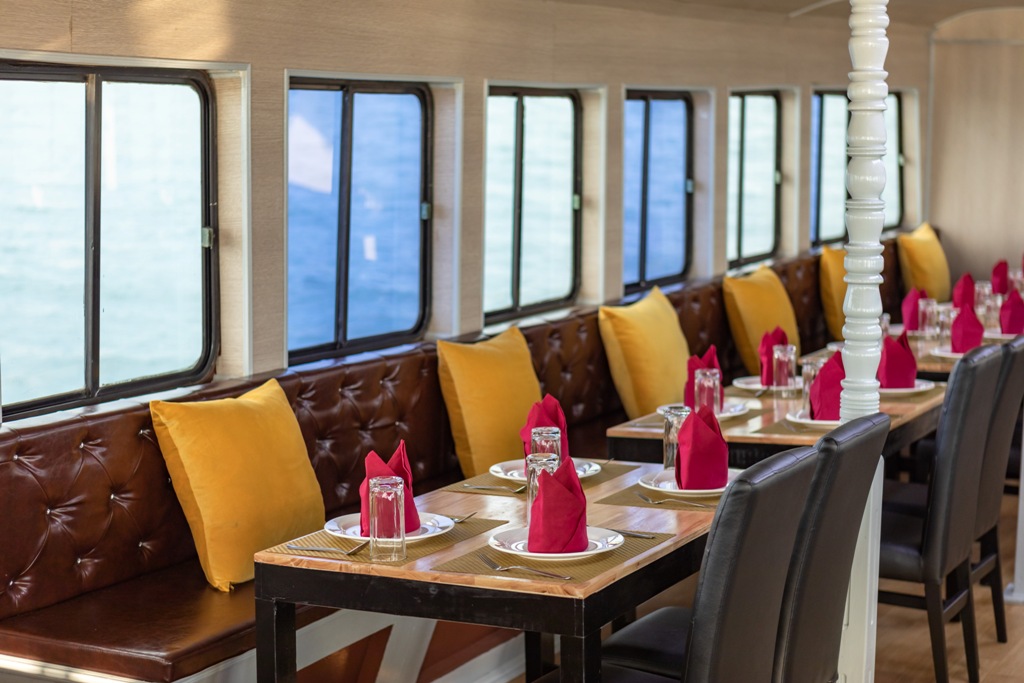 Sunset Dinner by Cruises - Image 3